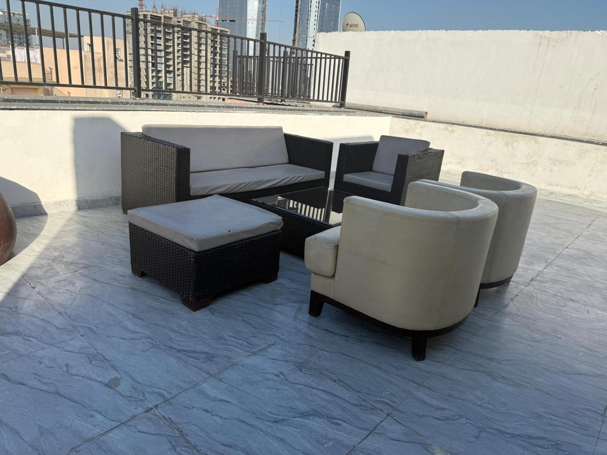 Sky Villa With Private Pool Ноида Екстериор снимка