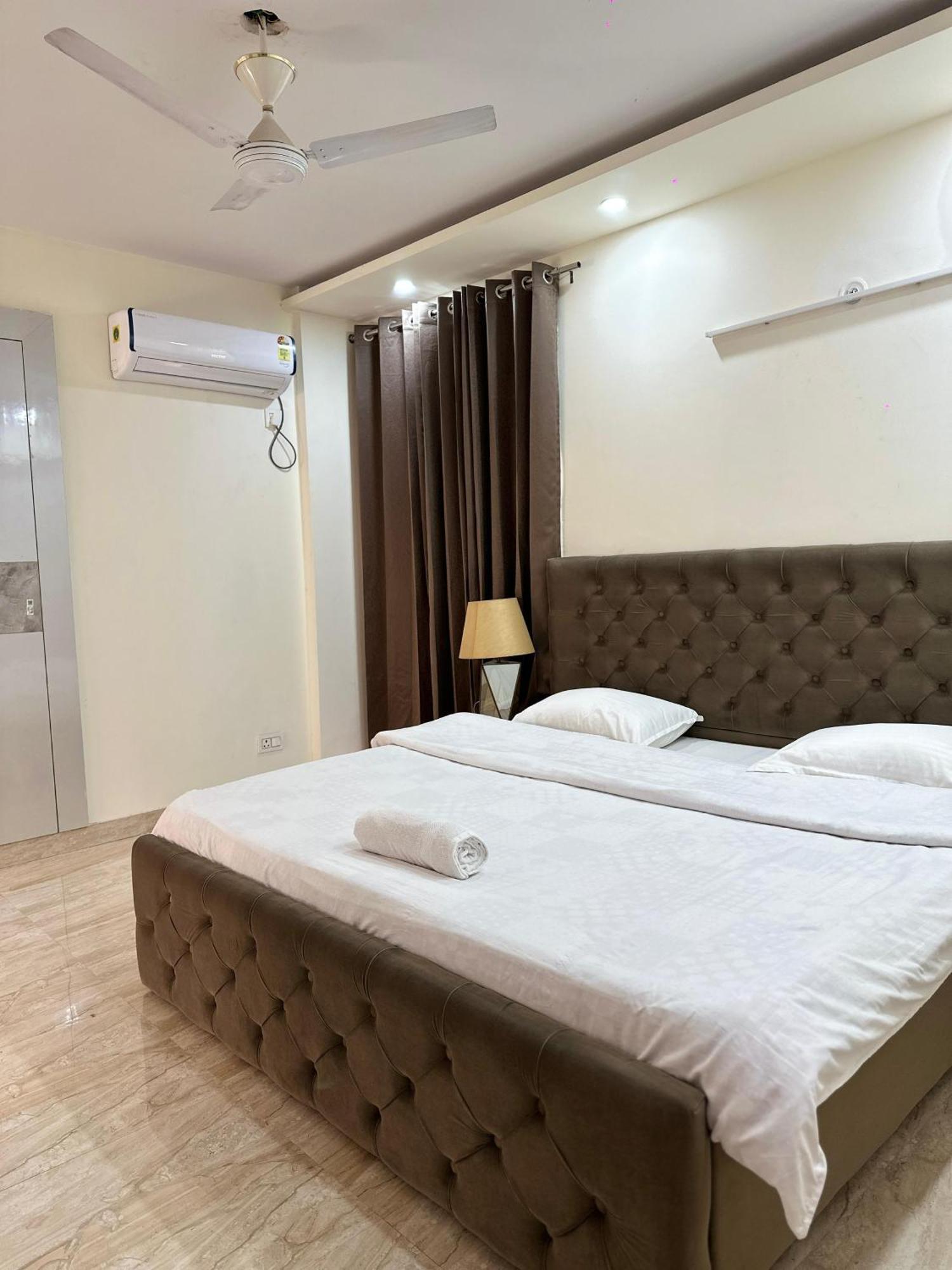Sky Villa With Private Pool Ноида Екстериор снимка