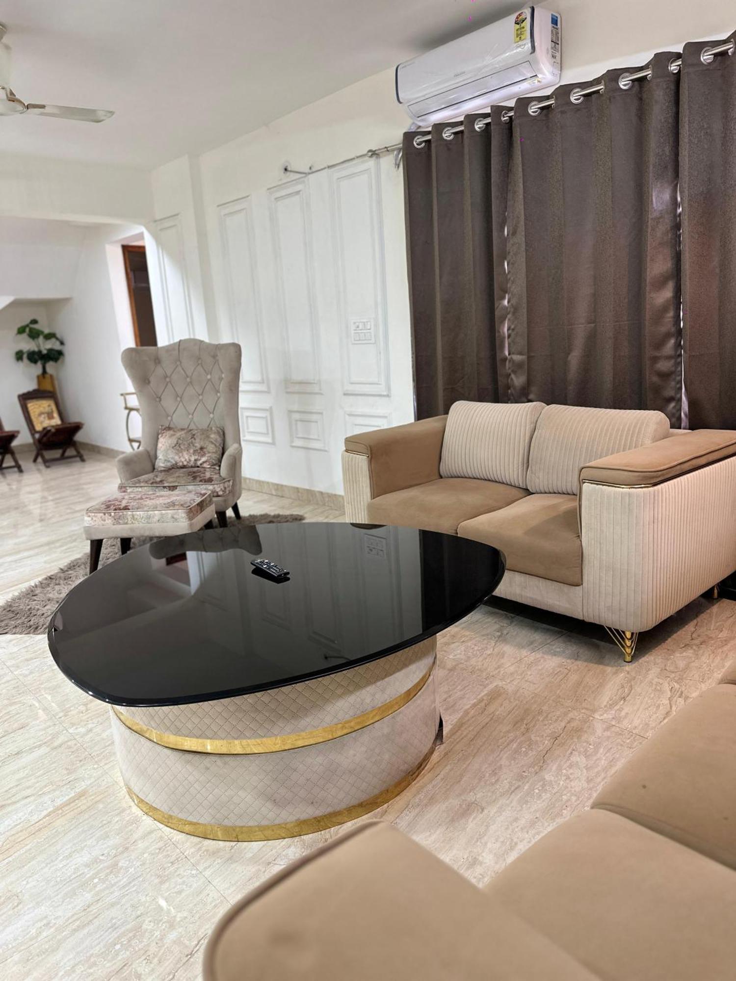 Sky Villa With Private Pool Ноида Екстериор снимка